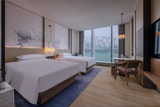 Set di mobili per camere da letto di hotel contemporanei per l'industria dell'ospitalità