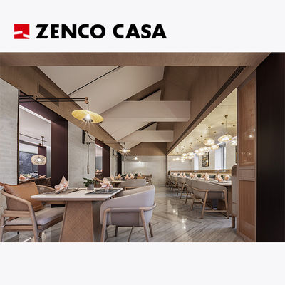 Arredamento moderno per la sala da pranzo degli hotel, compreso il tavolo da pranzo quadrato e le sedie