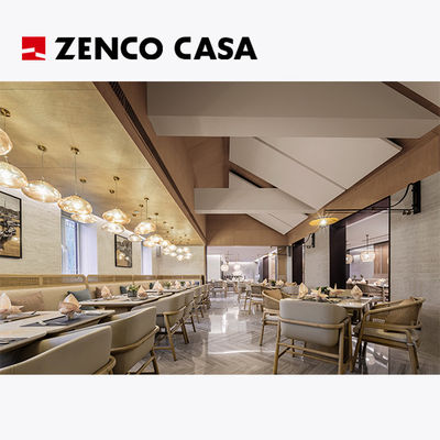 Arredamento moderno per la sala da pranzo degli hotel, compreso il tavolo da pranzo quadrato e le sedie