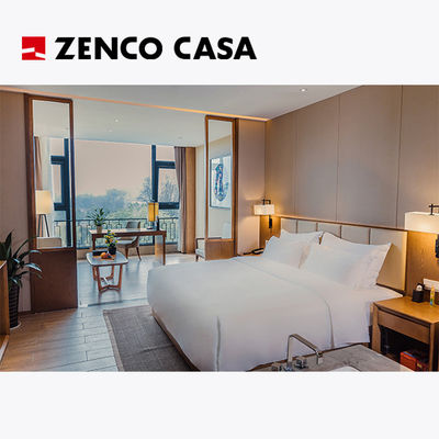 I mobili delle camere da letto dell'hotel sono fatti di legno massiccio, che è rispettoso dell'ambiente e durevole