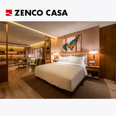 I mobili delle camere da letto dell'hotel sono fatti di legno massiccio, che è rispettoso dell'ambiente e durevole